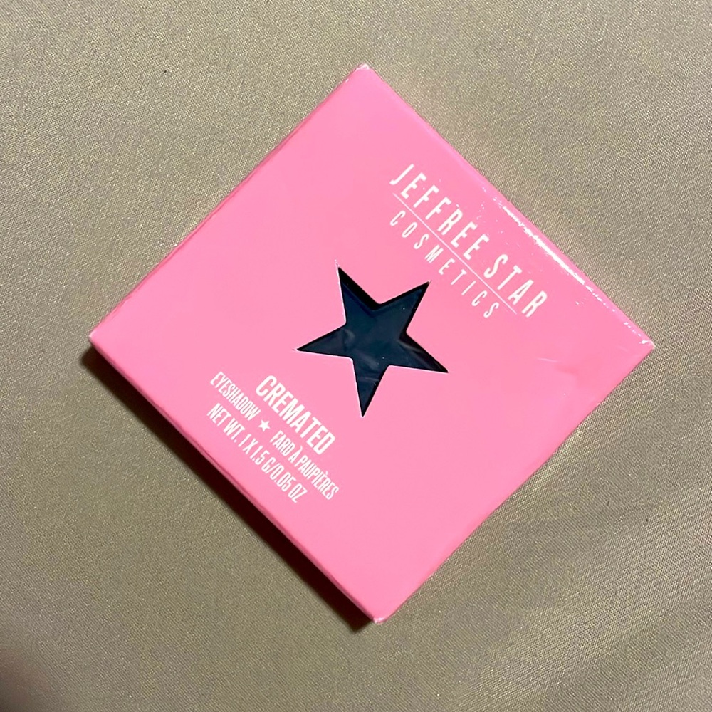 NWT Jeffree Star “CREMATED” eyeshadow